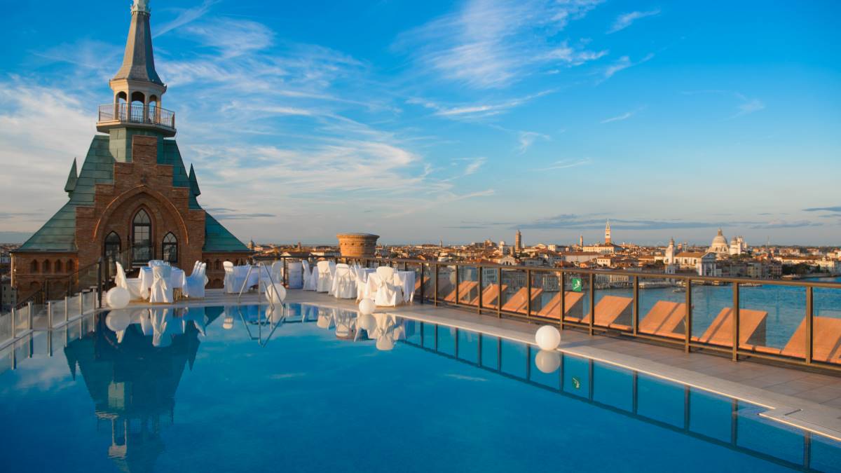 Bể bơi Molino Stucky Hilton ở Venice
